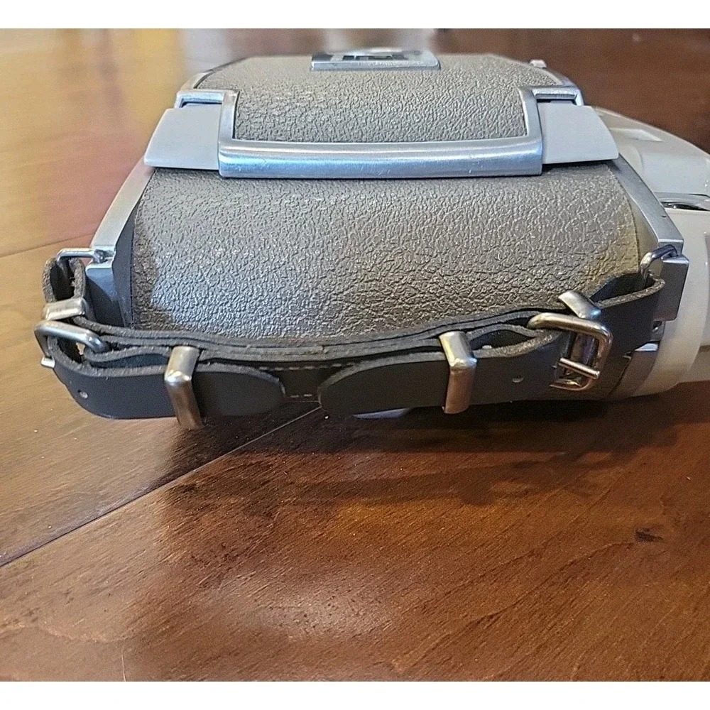 Vintage Polaroid Electric Eye 850 Land Camera Leather Case With Contents‎ Bulb